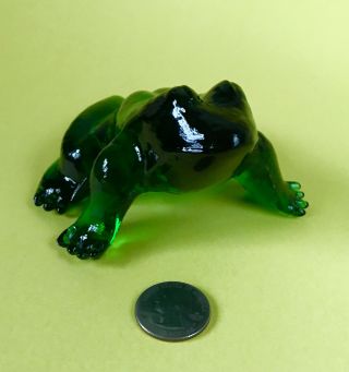 ⭐️vintage Mid - Century Bright Green Glass Frog Toad Decorative Paperweight