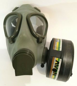 Serbian Nbc Protective Gas Mask M 2,  2pieces " Avon " 40mm Filters,  Bag