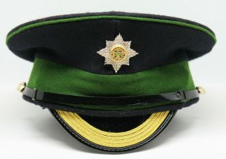 Irish Guards Forage Peaked Forage Cap 57 Warrant Officer Class 2 & Cap Badge