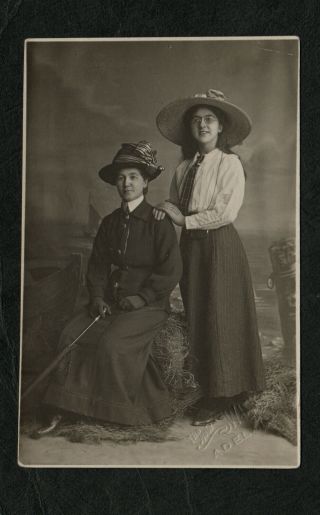 S1644) Vintage The Swiss Studio Of Adelaide Photo Postcard Young Ladies