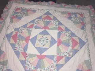 Vintage Hand Stitched Quilt Handmade Colorful With Scalloped Edges