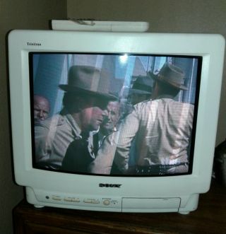 Vintage White Sony Trinitron Kv - 13tr29 Color Gaming Television