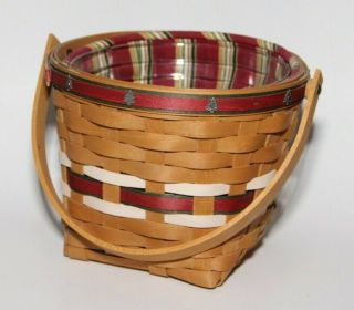 Longaberger Christmas Basket With Protector And Liner