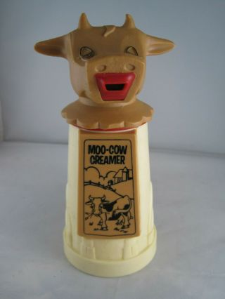 Vintage Whirley Industries Moo - Cow Plastic Creamer - - U.  S.  A