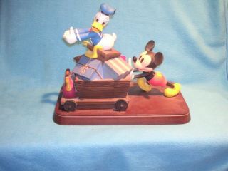 Disney 1985 Official Pin Trading Statue Limited Edition To 500,  Cond.