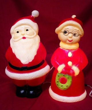Vintage Blow Mold Santa & Mrs.  Claus Union Products Inc.  Mid Century Made In Usa