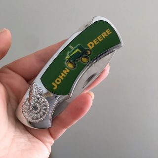 John Deere Folding Pocket Knife Collectors Tin Tractor Feathers Stainless Steel 3