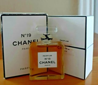 Chanel No 19 Parfum 14 Ml Classic Formula Perfume Vintage 1/2 Oz