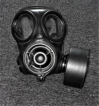 British Army S10 Avon 1989 Gas Mask Size 2