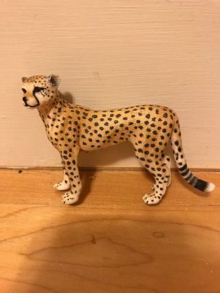 Retired Female Schleich Cheetah