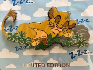 Disney D23 Expo 2019 Wdi Mog Cat Nap Pin Le 300 Simba The Lion King Cats Napping