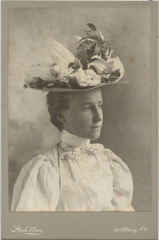 Woman With Floral Hat - Pach Bros.  York City,  Ny Cabinet Card