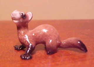 Hagen - Renaker Mini 3319 Ferret Lying - Miniature Ceramic Figurine