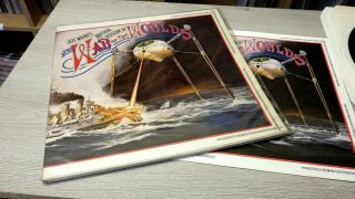 The War Of The Worlds,  Double Vinyl Lp,  Uk 1978 Pressing,  Jeff Wayne,  Near