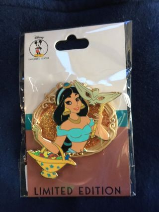 Dec Disney Employee Center Halloween Princess Jasmine Pin Limited Edition 250