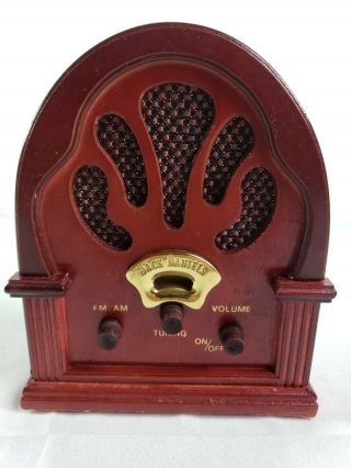 Vintage Battery Operated Wooden Am Fm Radio With Jack Daniels Logo 7 - 1/4 " Tall.