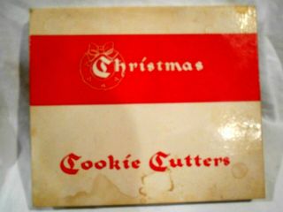 Vintage Hrm 10 Red Plastic Christmas Cookie Cutters - Box