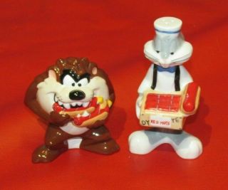 Bugs Bunny & Taz Hot Dog Vendors Looney Tunes Salt & Pepper Shaker