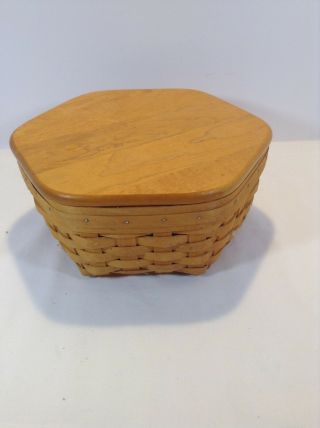 Longaberger Classic Basket With Protective Plastic Liner And Lid