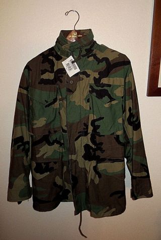 W/tag Sz Extra Small - Regular U.  S.  Military Woodland Camouflage Field Coat