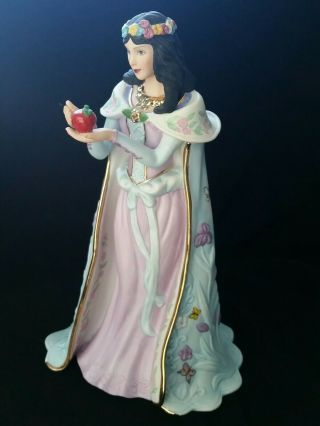 Lenox Legendary Princesses Snow White Porcelain Figurine W/