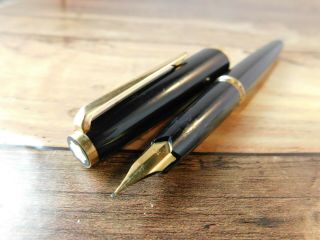 Montblanc Fountain Pen Vintage Black Gold 18k - 750 Nib F Germany