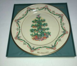 Lenox Christmas Trees Around The World England 1993 Plate 10 3/4 " Decorated Tree