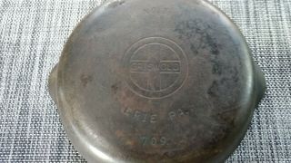 Vintage Griswold Cast Iron Skillet 709 Frying Pan Seasoned Great 7 