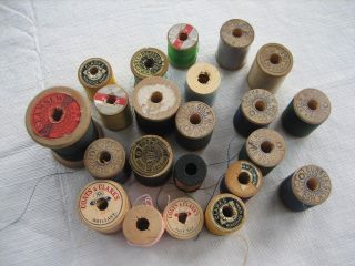 22 Vintage Wood Spools Silk Thread - Mostly Clarks And Eureka - Lotd