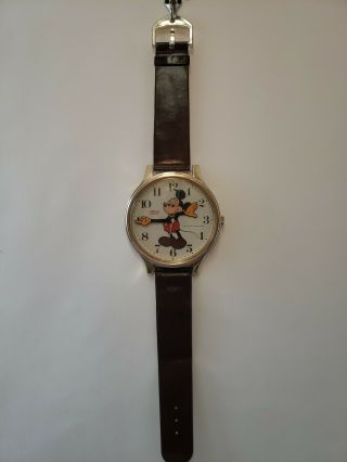 Vintage Lorus Quartz Walt Disney Giant Mickey Mouse Wall Clock Wrist Watch Japan