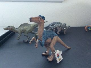 Mojo 387225 Velociraptor Prehistoric Dinosaur Toy Model - Nip
