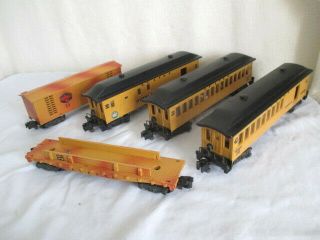 Vintage American Flyer 20 30 40 Train Cars S Scale Toy