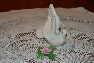 Vintage Cybis U.  S.  A.  Signed 4 1/2 " High Dove With Rose Flower Porcelain