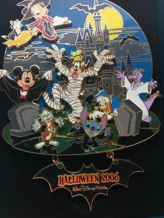 Disney Pin Jumbo Boxed Halloween Mansion Graveyard Le 500 Stitch Figment Figaro