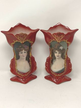 Rare Vintage Pair Victorian Ladies Vases - Fleur De Lys - Red/gold -