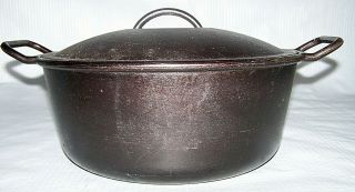 Vintage Lodge Cast Iron P12d Stew Pot,  Dutch Oven,  With Lid,  Large And Heavy