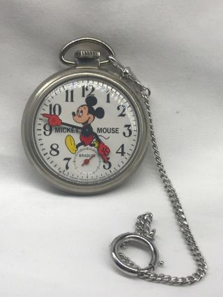 Vintage 1970’s Bradley Mickey Mouse Pie Eye Wind Up Pocket Watch Usa