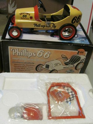 Phillips 66 1947 Bmc Pedal Car Bank Limited Edition 563 Of 2500 Diecast (ds992)