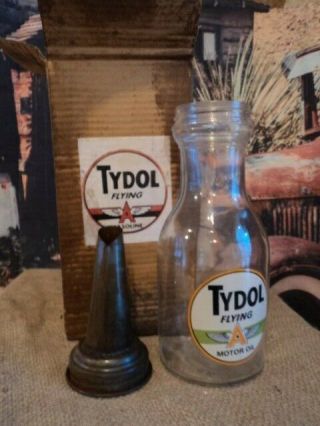 Old Tydol Flying A Gasoline Bottle Quart Glass Oil Jar And Spout & Box