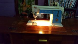 Vintage Singer Sewing Machine Cabinet Table