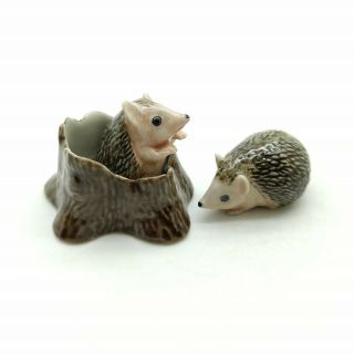 2 Porcupine Hedgehog Ceramic Figurine Animal Statue With Tree Trunk - Cfx001