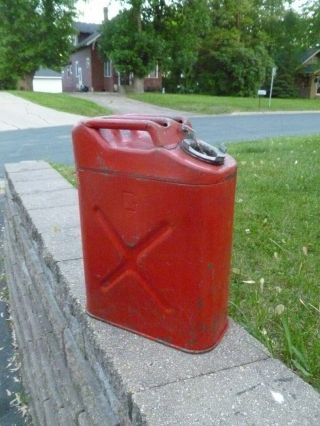 Vintage Usmc Red 5 Gal Jerry Gas Can Dot - 5l 20 - 5 - 83 Us G Willys Jeep