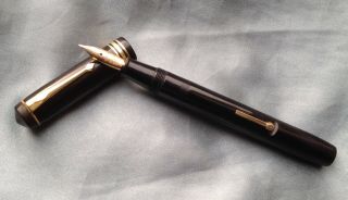 Vintage The Conway Stewart No55,  Lever - Fill,  14ct Duro 40 Nib,  1946,  Eng