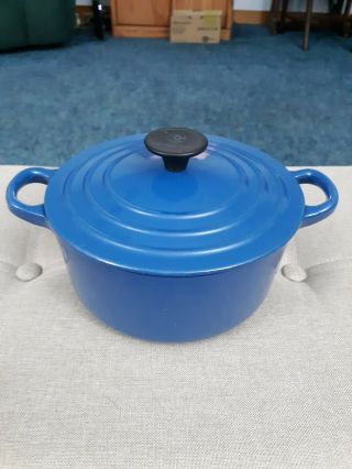 Vintage Le Creuset " B " Enamel Cast Iron Covered Dutch Oven Pot 2 Qt 7.  25 " Blue