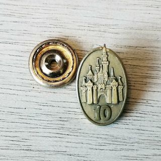 Disney 10 Year Cast Member Service Award Pin (cinderella 