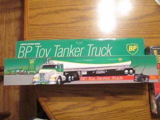 1992 Bp Limited Edition Toy Tanker Truck Wired Remote Control.