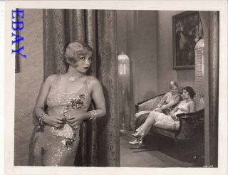 Alice White Listens To Thelma Todd Gossip W/friend Naughty Baby Vintage Photo