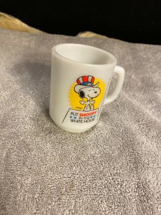 Vintage 1980 Anchor Hocking Peanuts Put Snoopy In The White House Coffee Mug Cup