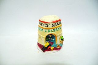 Thimble Resin " French Market Orleans " In Bas - Relief
