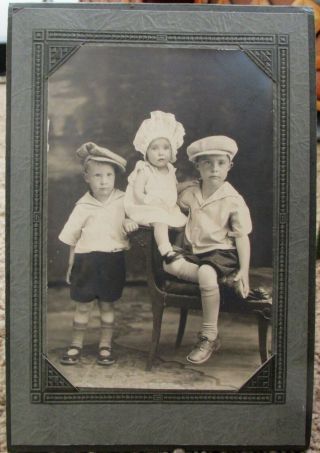 Antique Studio Photo 2 Brothers In Gatsby Flat Cap Hat With Little Sister 1920 